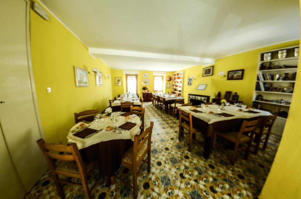 Hotel National Zelbio Luaran gambar